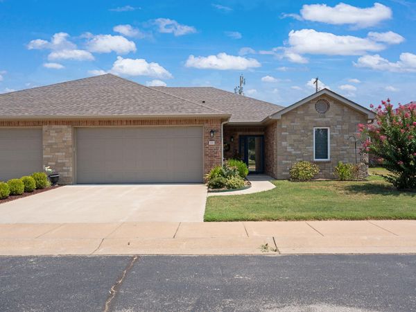 103 Saint Andrews Lane , Grove, OK 74344