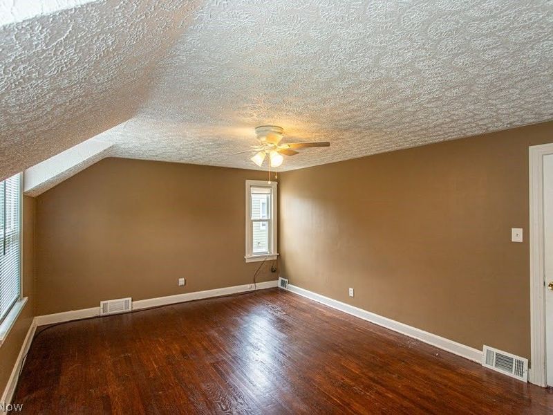 6714 Glendale Avenue, Youngstown, OH 44512 Photo 21