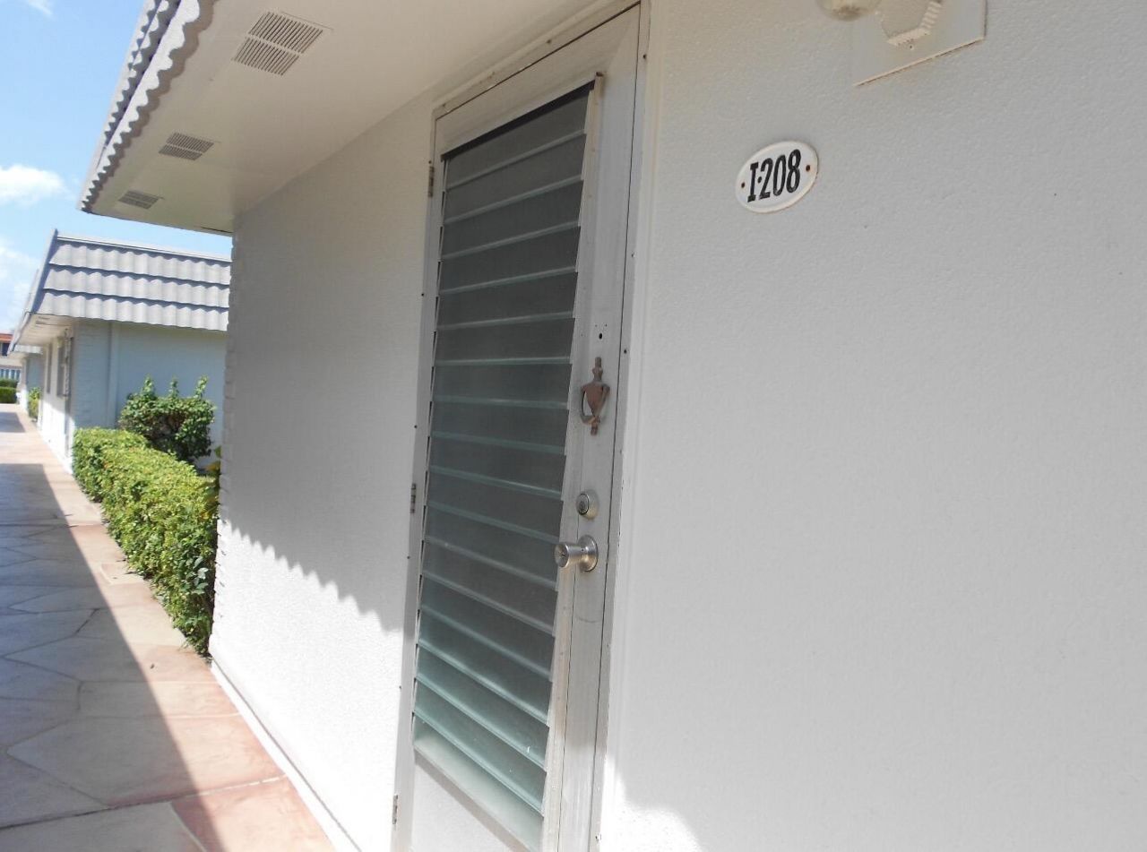 208 Valencia I, Delray Beach, FL 33446 Photo