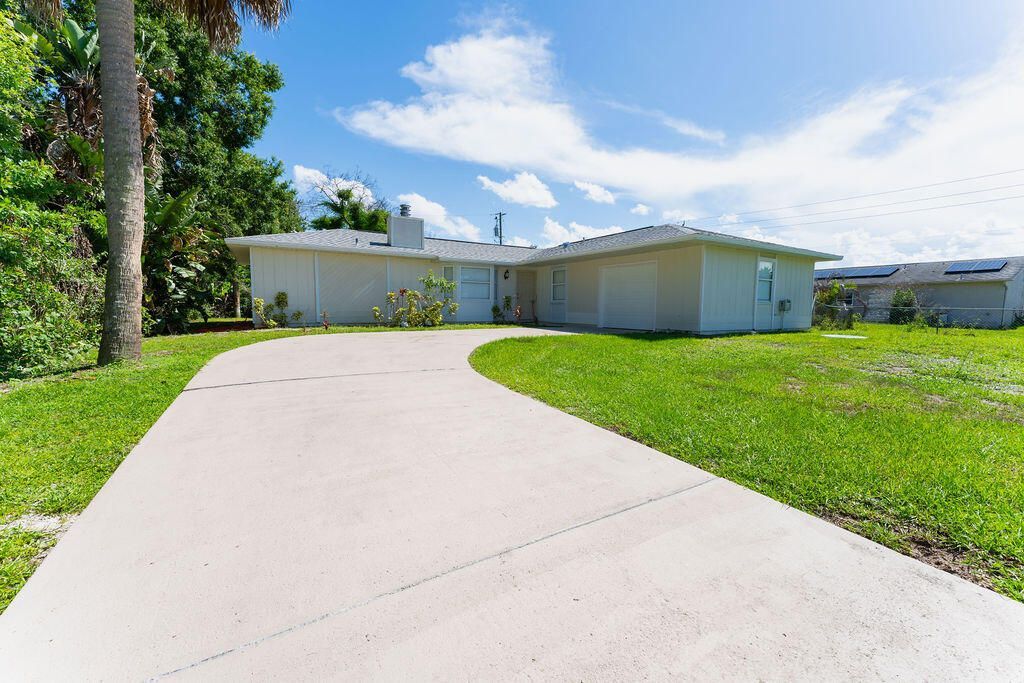 1242 SW Parma Avenue, Port Saint Lucie, FL 34953 Photo