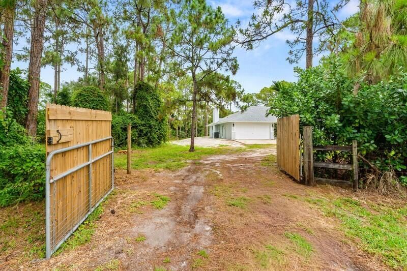 12689 68th Street N, The Acreage, FL 33412 Photo