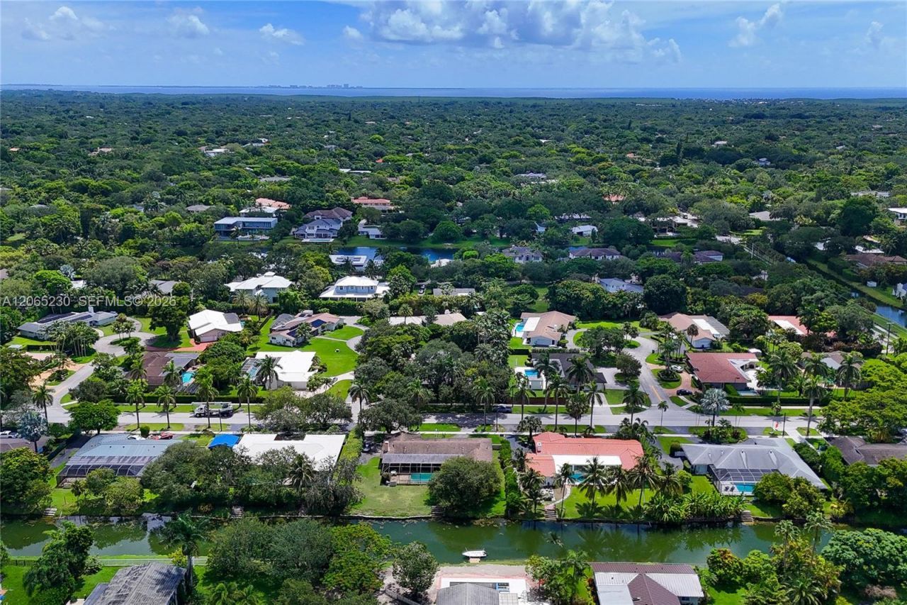 11800 SW 72nd Ave, Pinecrest, FL 33156 Photo