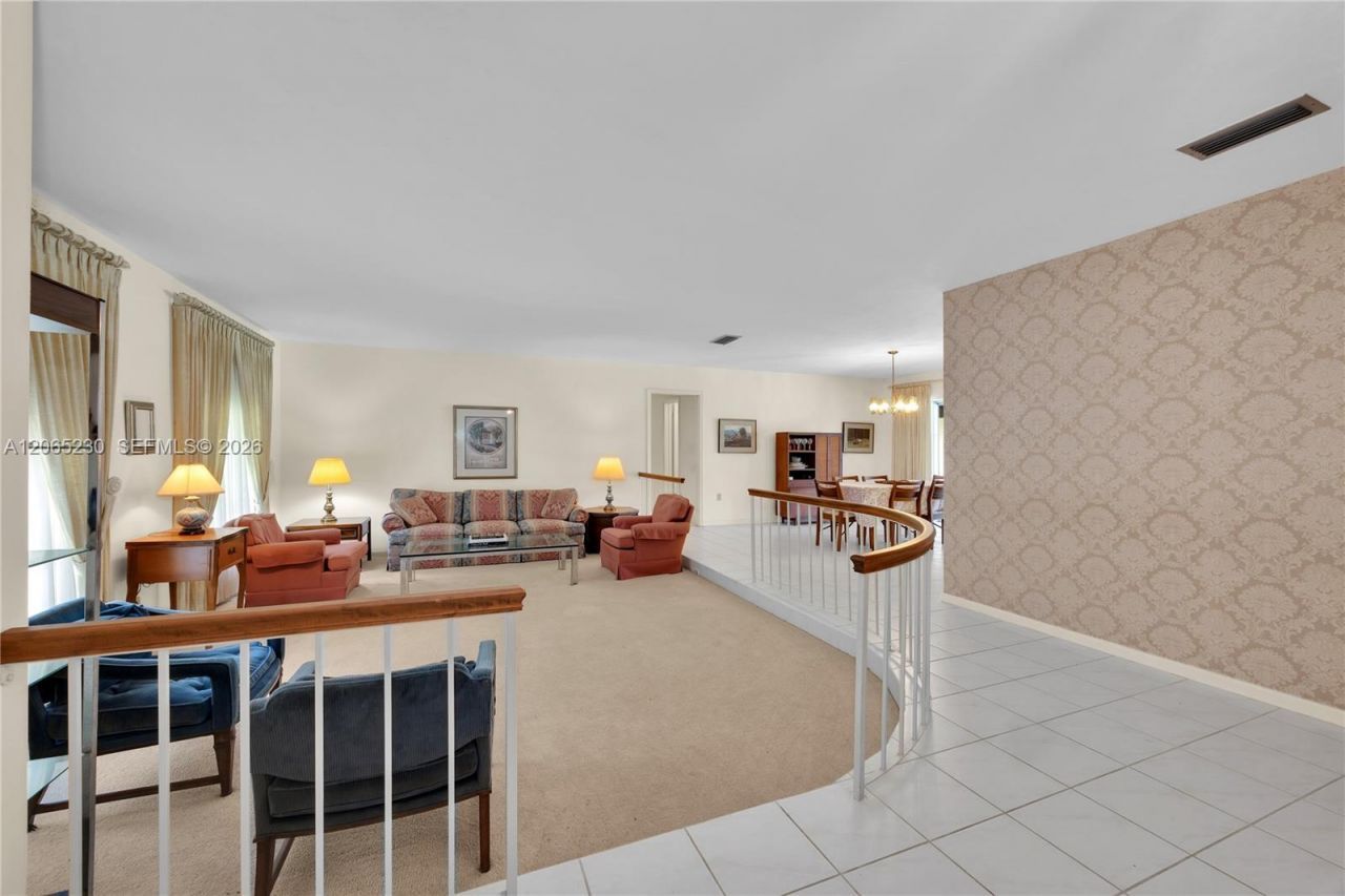 11800 SW 72nd Ave, Pinecrest, FL 33156 Photo