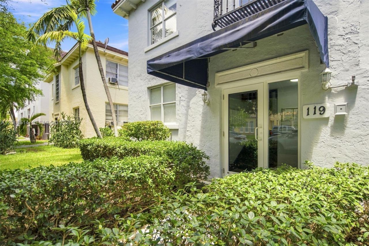 119 Menores Ave, Unit 2, Coral Gables, FL 33134 Photo