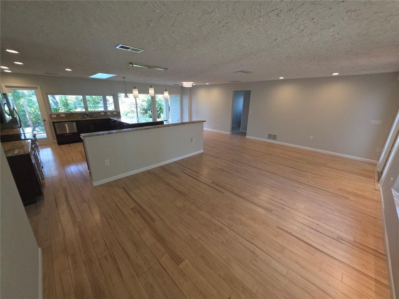 7708 NW 9th Ave Drive, Bradenton, FL 34209 Photo