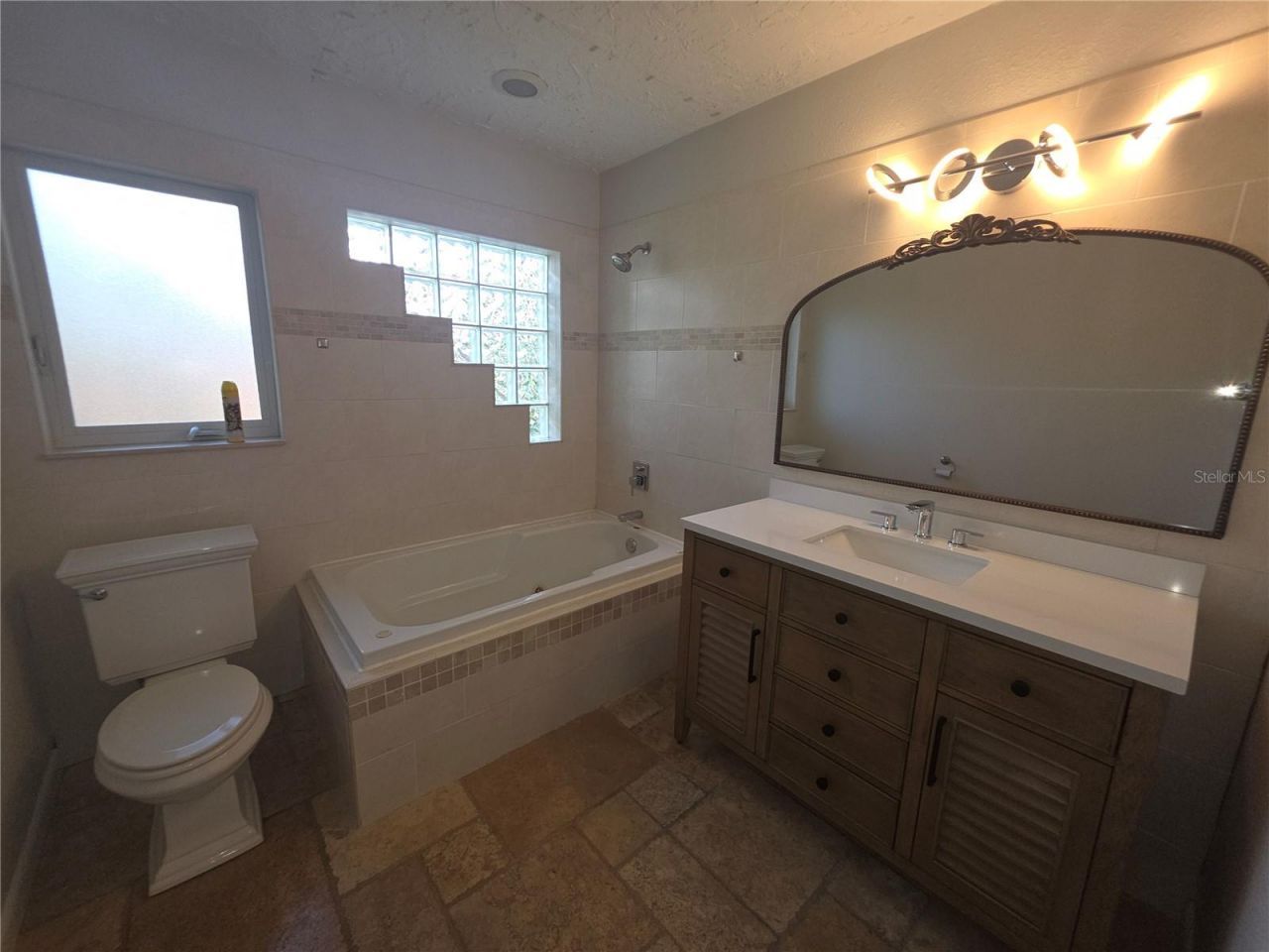 7708 NW 9th Ave Drive, Bradenton, FL 34209 Photo