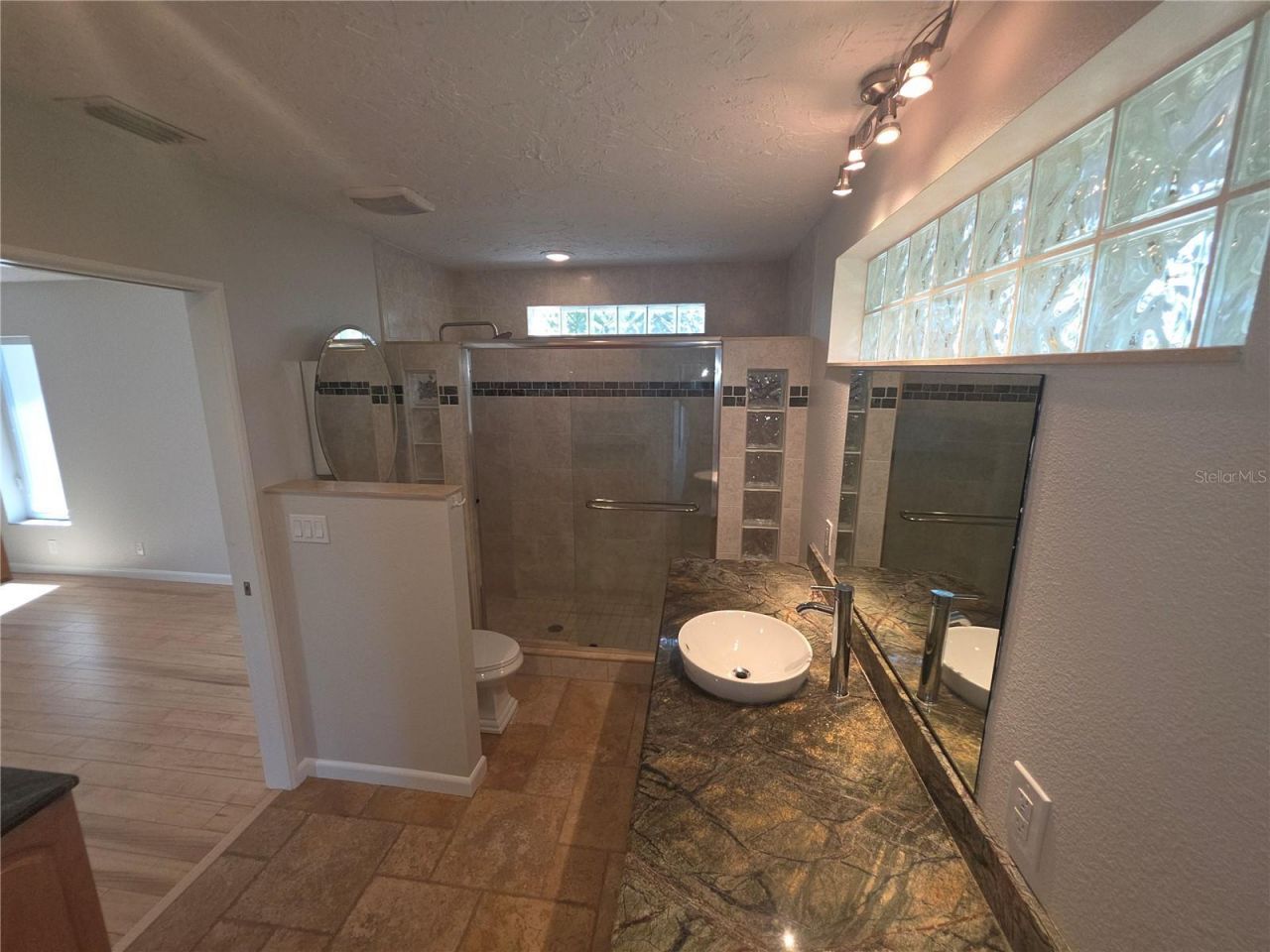 7708 NW 9th Ave Drive, Bradenton, FL 34209 Photo