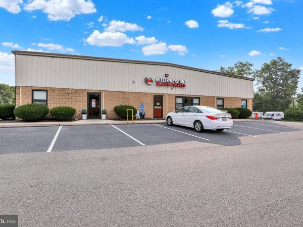 2745a LEISCZS BRIDGE ROAD, LEESPORT, PA 19533
