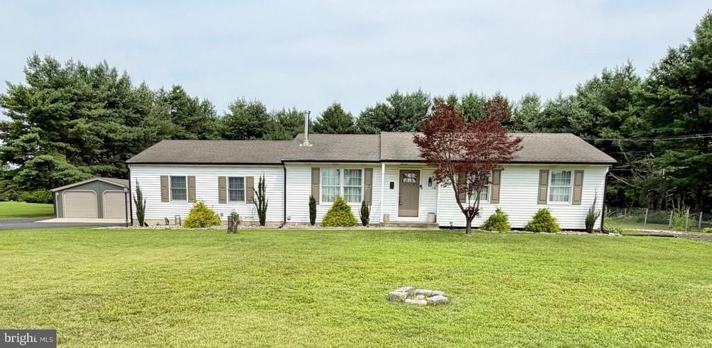 2291 Monmouth Road, Jobstown, NJ 08041 Main Photo