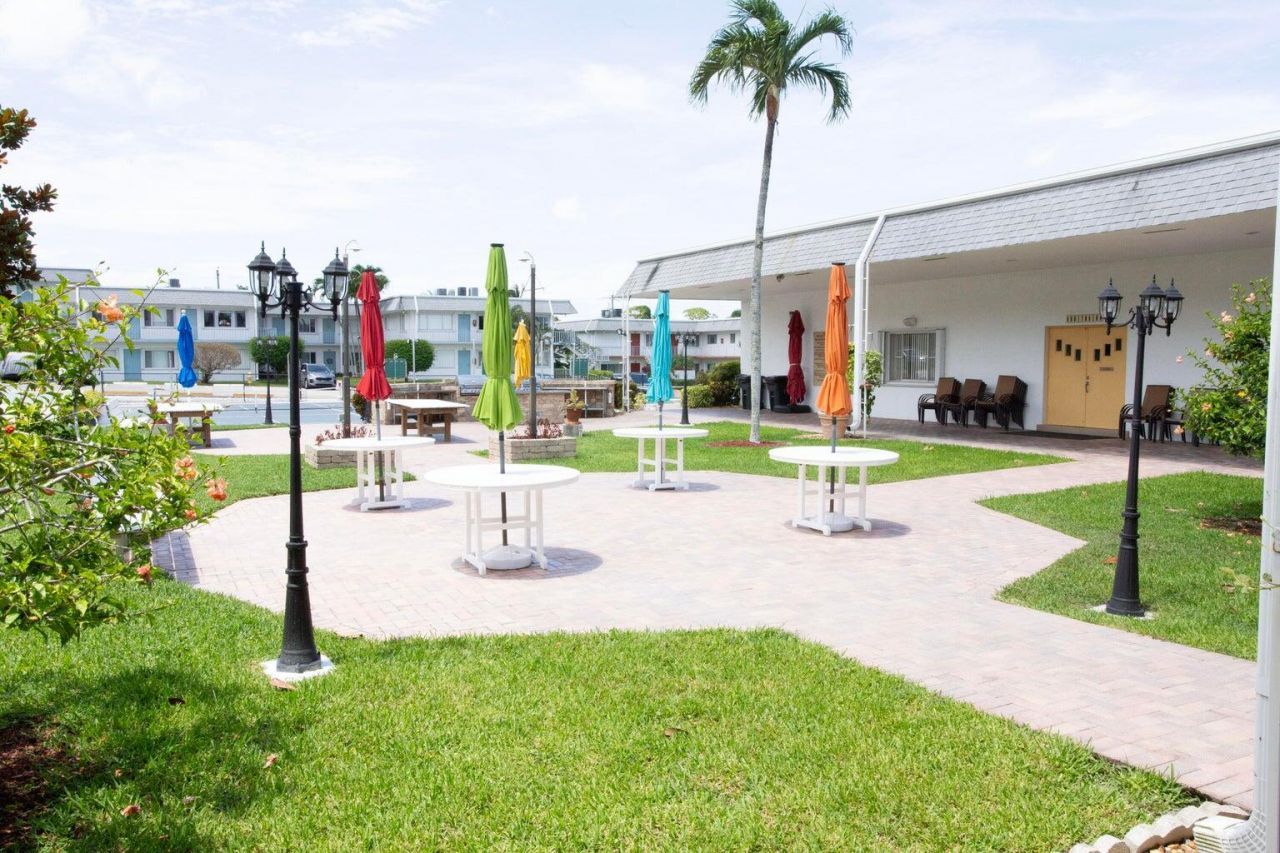 3362 Cynthia Lane, Unit 114, Lake Worth Beach, FL 33461 Photo