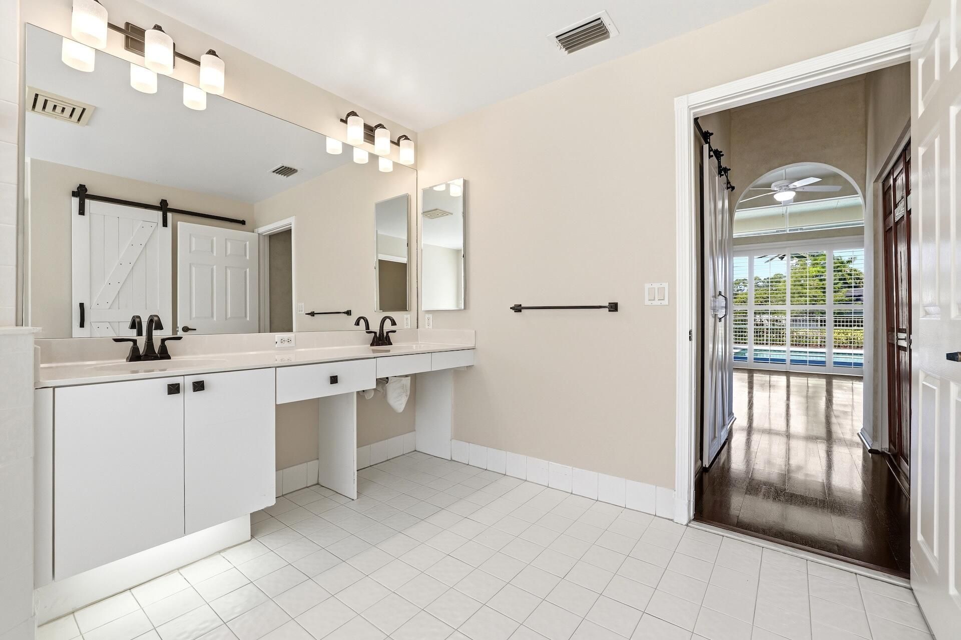 533 Cypress Green Circle, Wellington, FL 33414 Photo