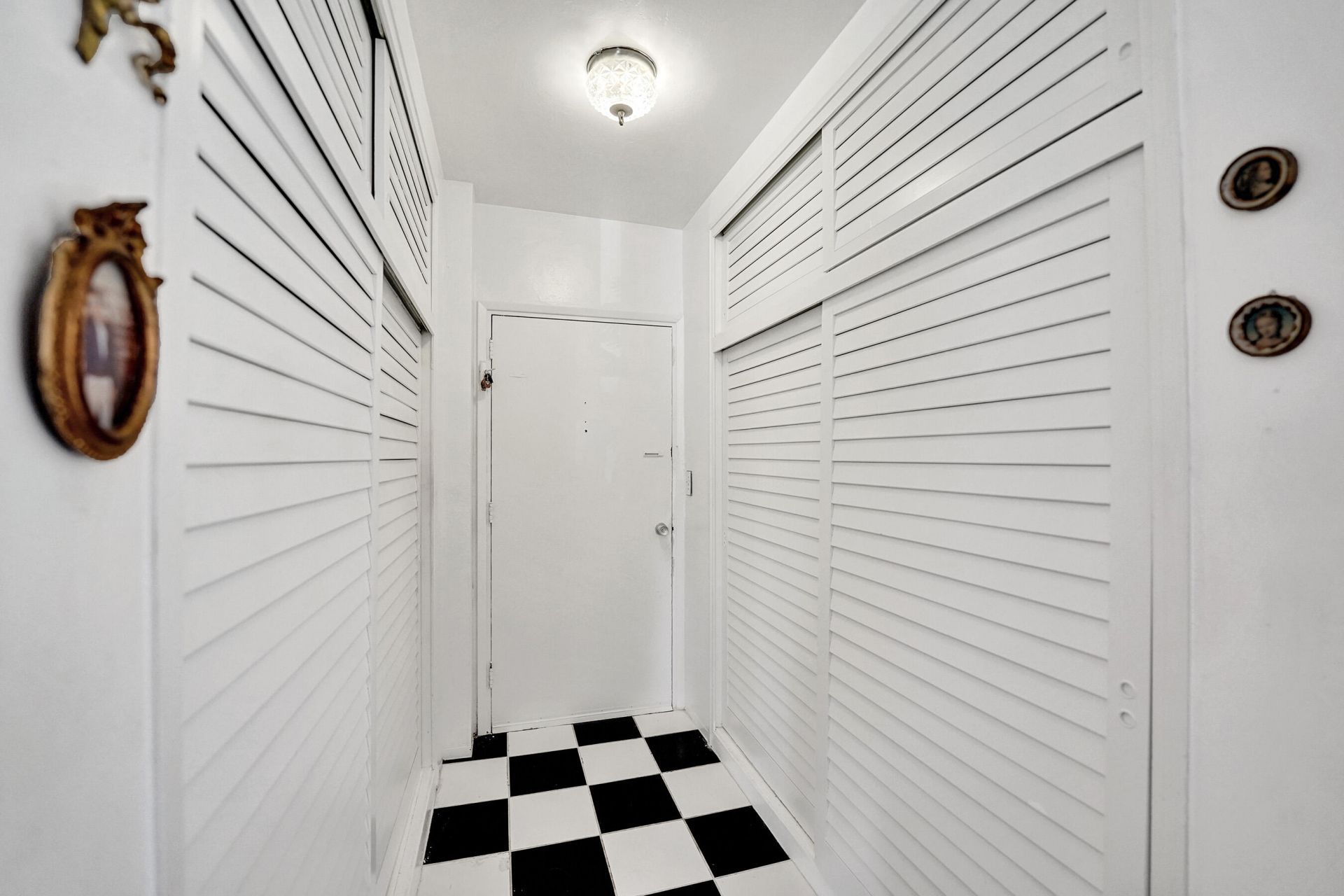 3233 NE 34th Street, Unit 214, Fort Lauderdale, FL 33308 Photo