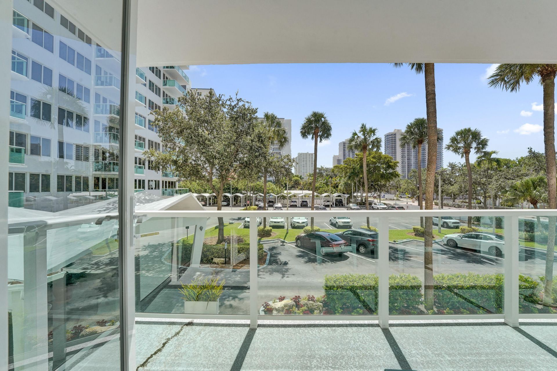3233 NE 34th Street, Unit 214, Fort Lauderdale, FL 33308 Photo