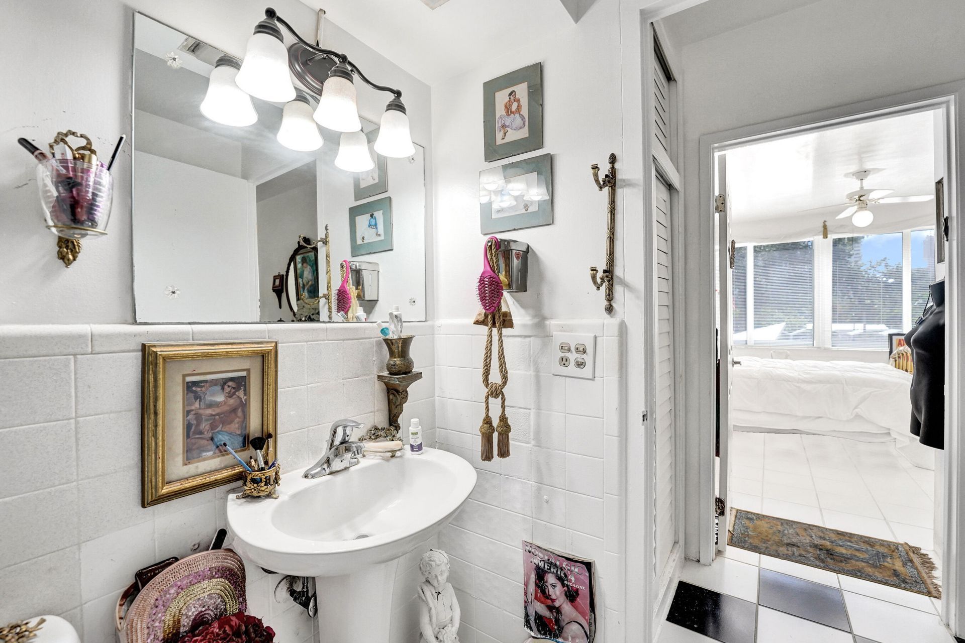 3233 NE 34th Street, Unit 214, Fort Lauderdale, FL 33308 Photo