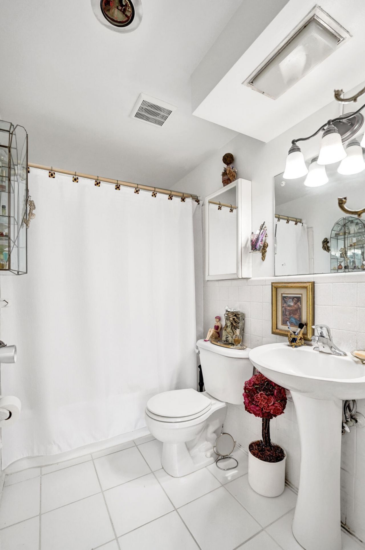 3233 NE 34th Street, Unit 214, Fort Lauderdale, FL 33308 Photo
