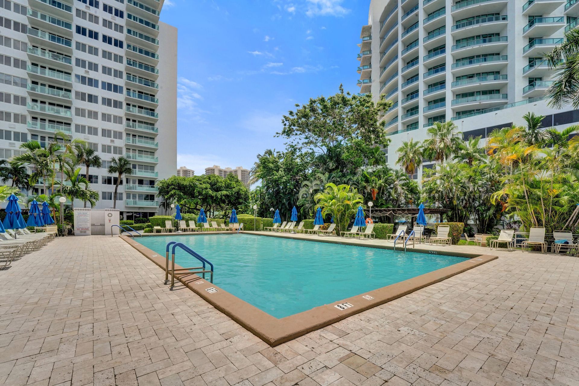 3233 NE 34th Street, Unit 214, Fort Lauderdale, FL 33308 Photo