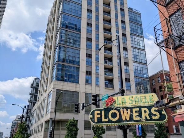 150 W Superior Street, Unit 1003, Chicago, IL 60654