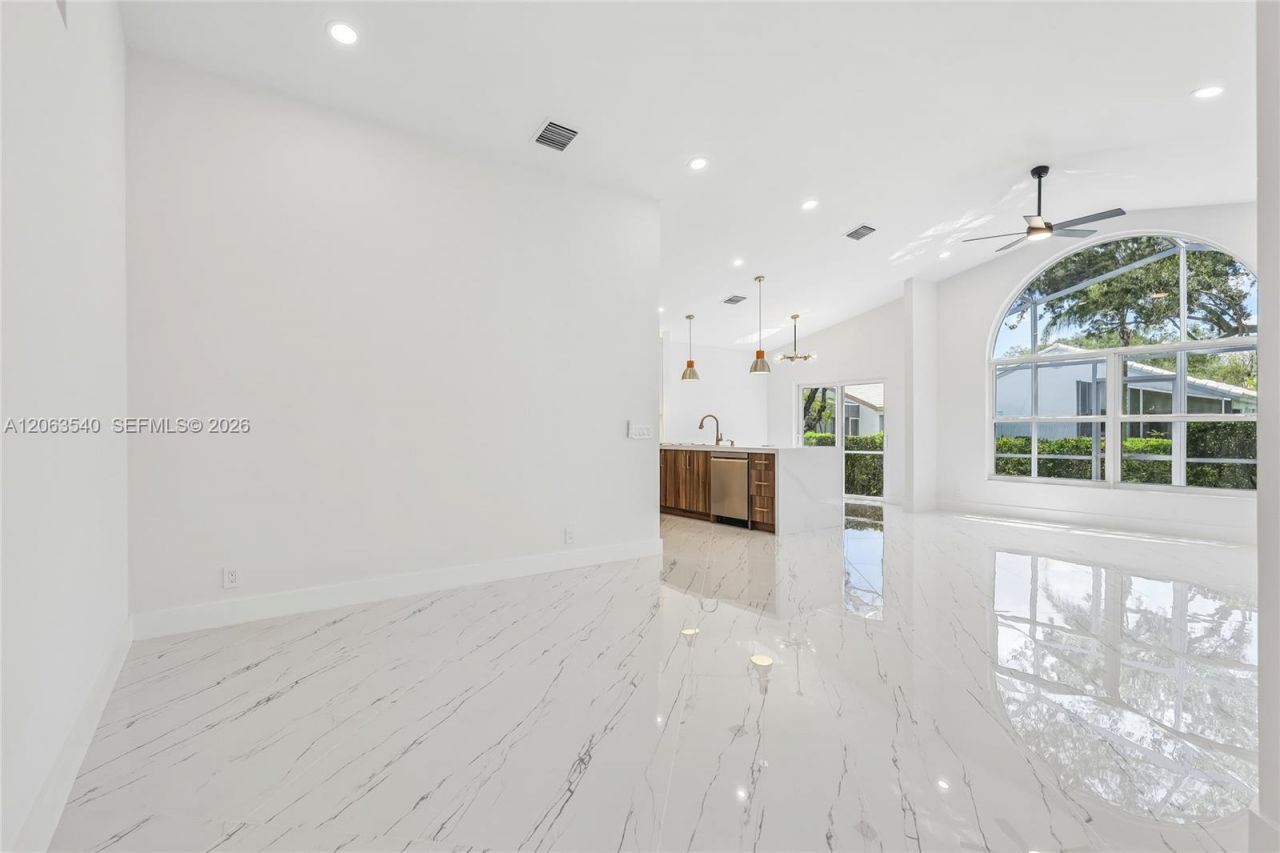 9613 NW 8th Cir, Plantation, FL 33324 Photo