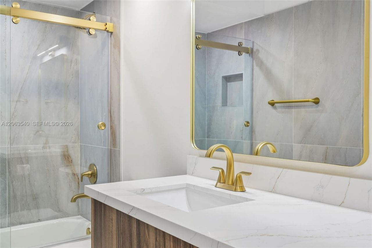 9613 NW 8th Cir, Plantation, FL 33324 Photo