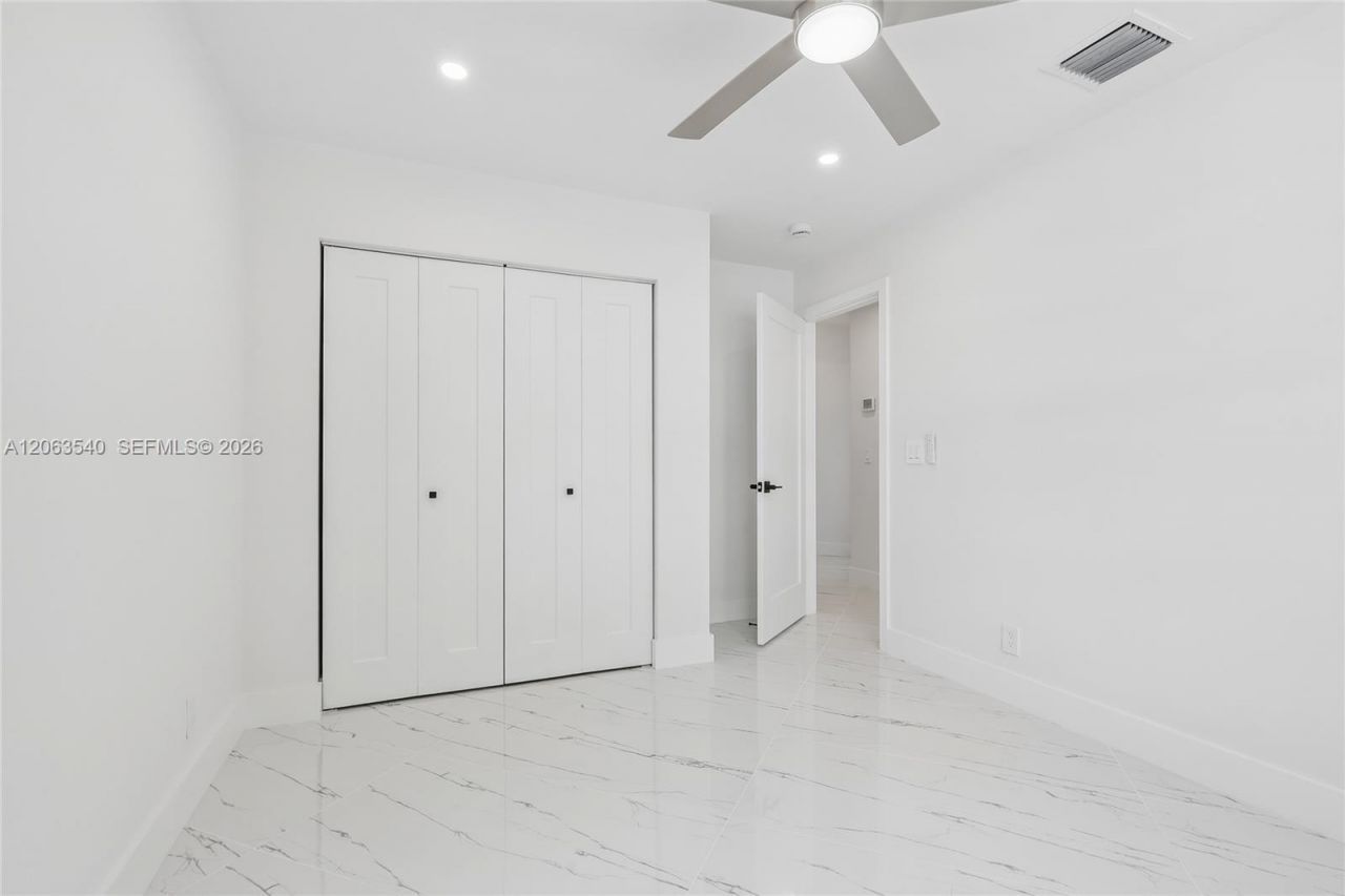 9613 NW 8th Cir, Plantation, FL 33324 Photo