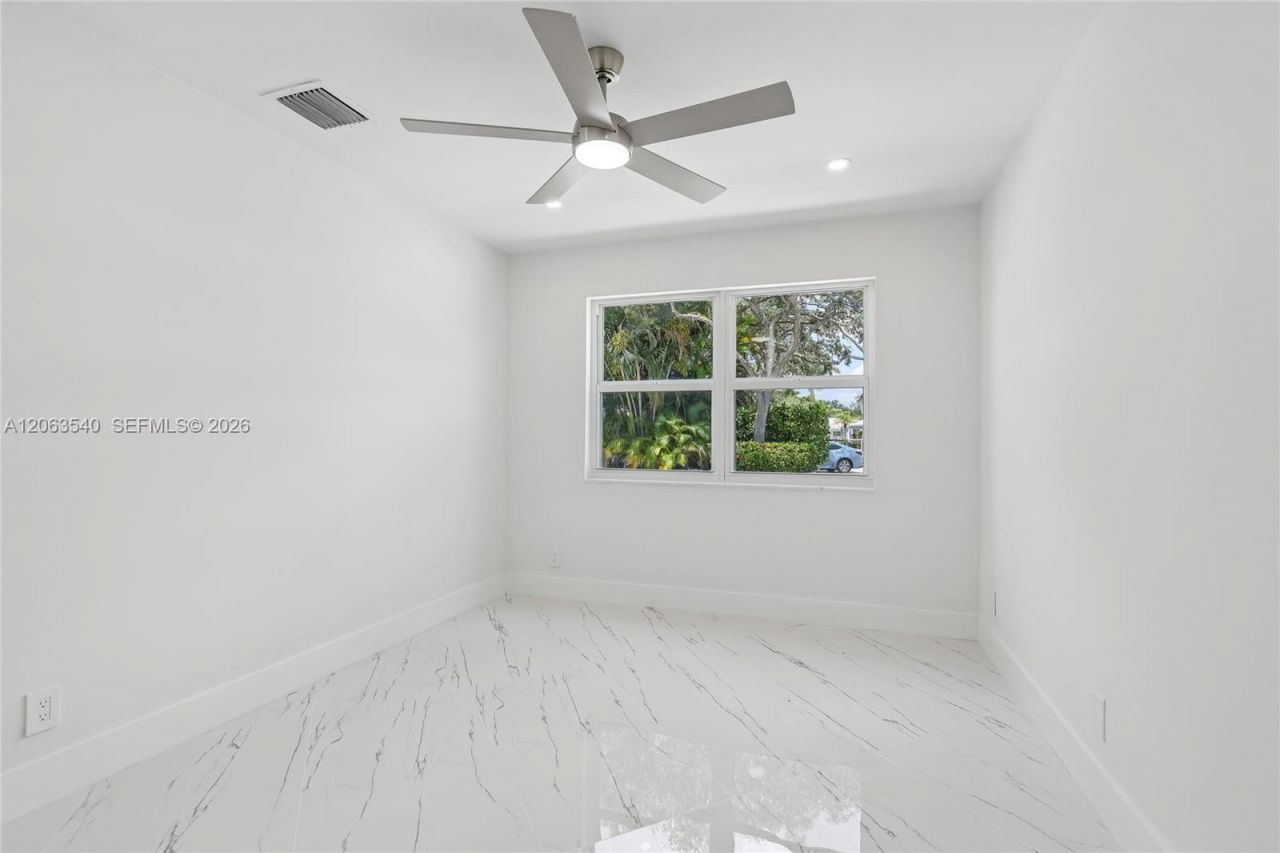 9613 NW 8th Cir, Plantation, FL 33324 Photo