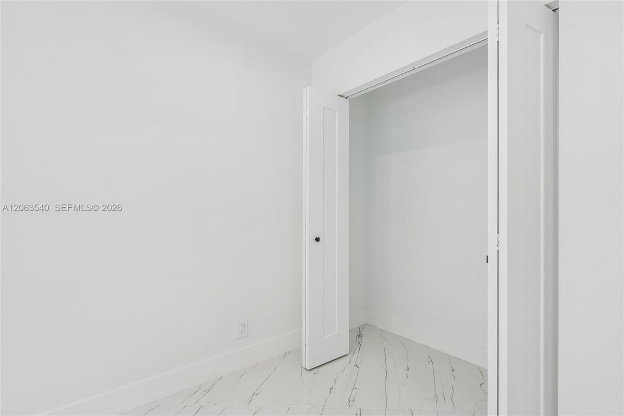 9613 NW 8th Cir, Plantation, FL 33324 Photo