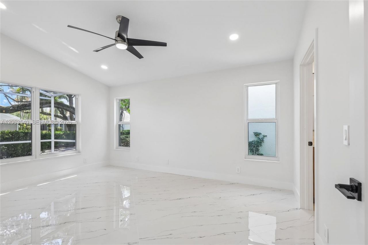 9613 NW 8th Cir, Plantation, FL 33324 Photo