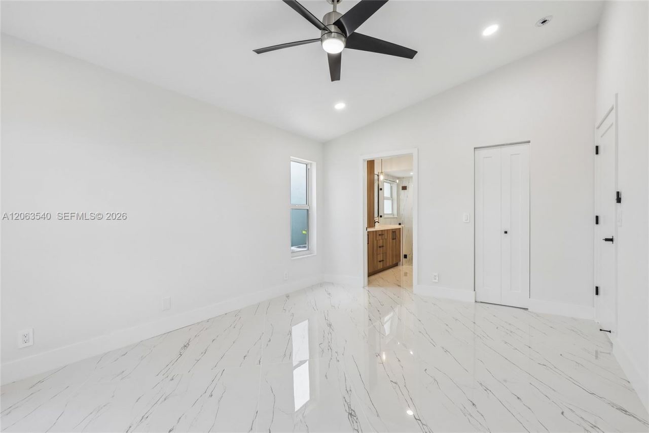 9613 NW 8th Cir, Plantation, FL 33324 Photo