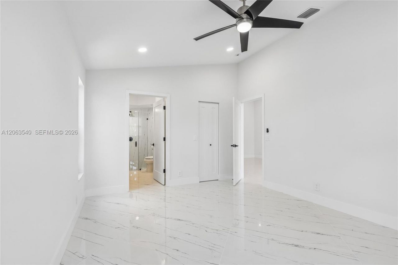 9613 NW 8th Cir, Plantation, FL 33324 Photo