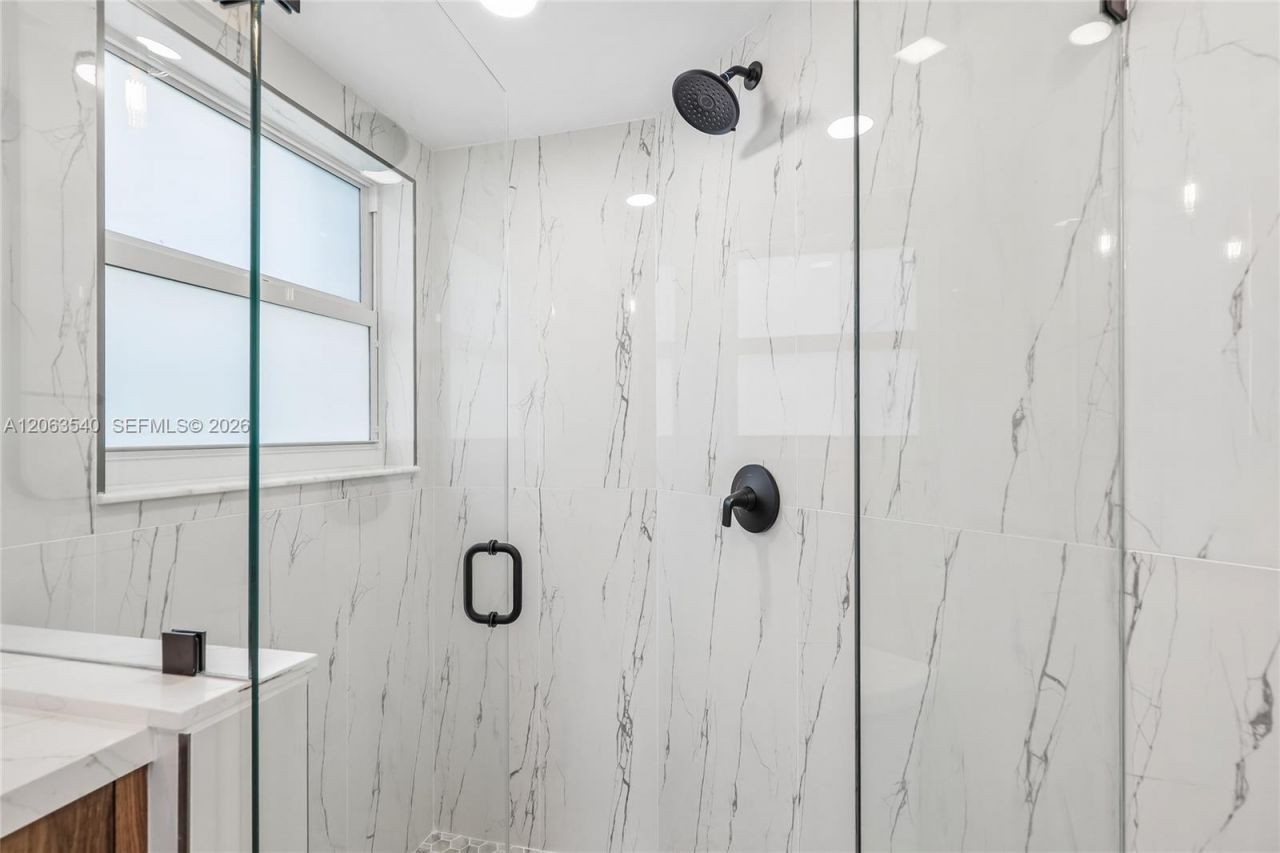 9613 NW 8th Cir, Plantation, FL 33324 Photo