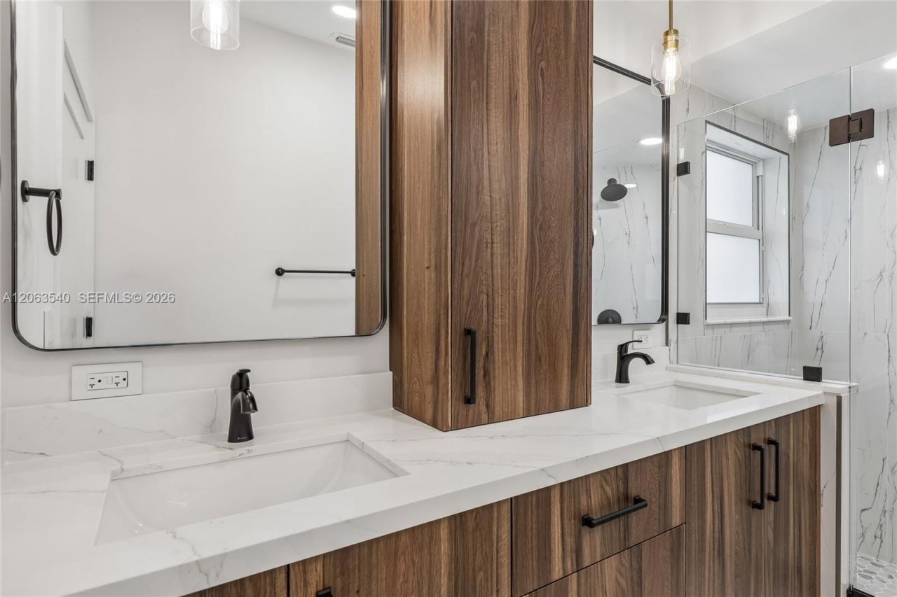 9613 NW 8th Cir, Plantation, FL 33324 Photo