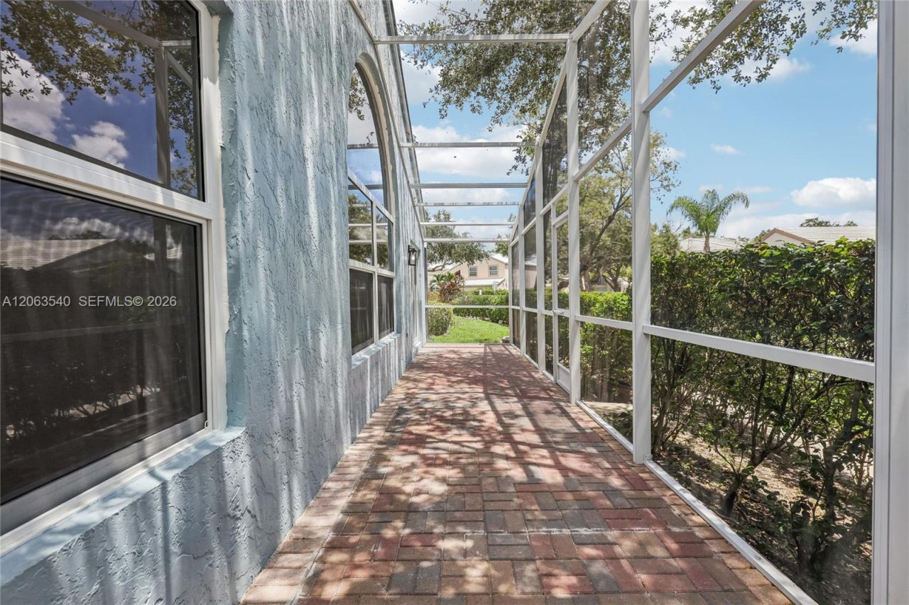 9613 NW 8th Cir, Plantation, FL 33324 Photo