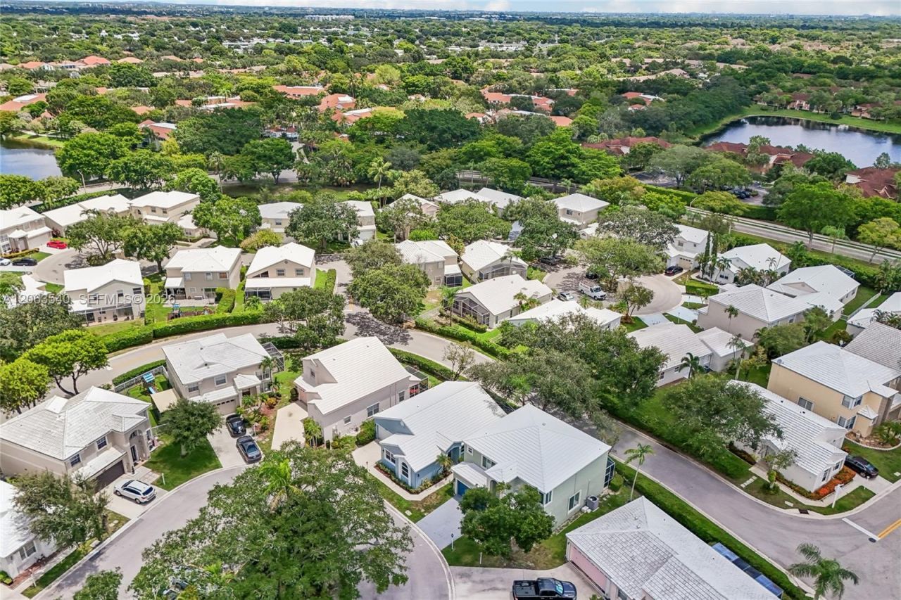 9613 NW 8th Cir, Plantation, FL 33324 Photo
