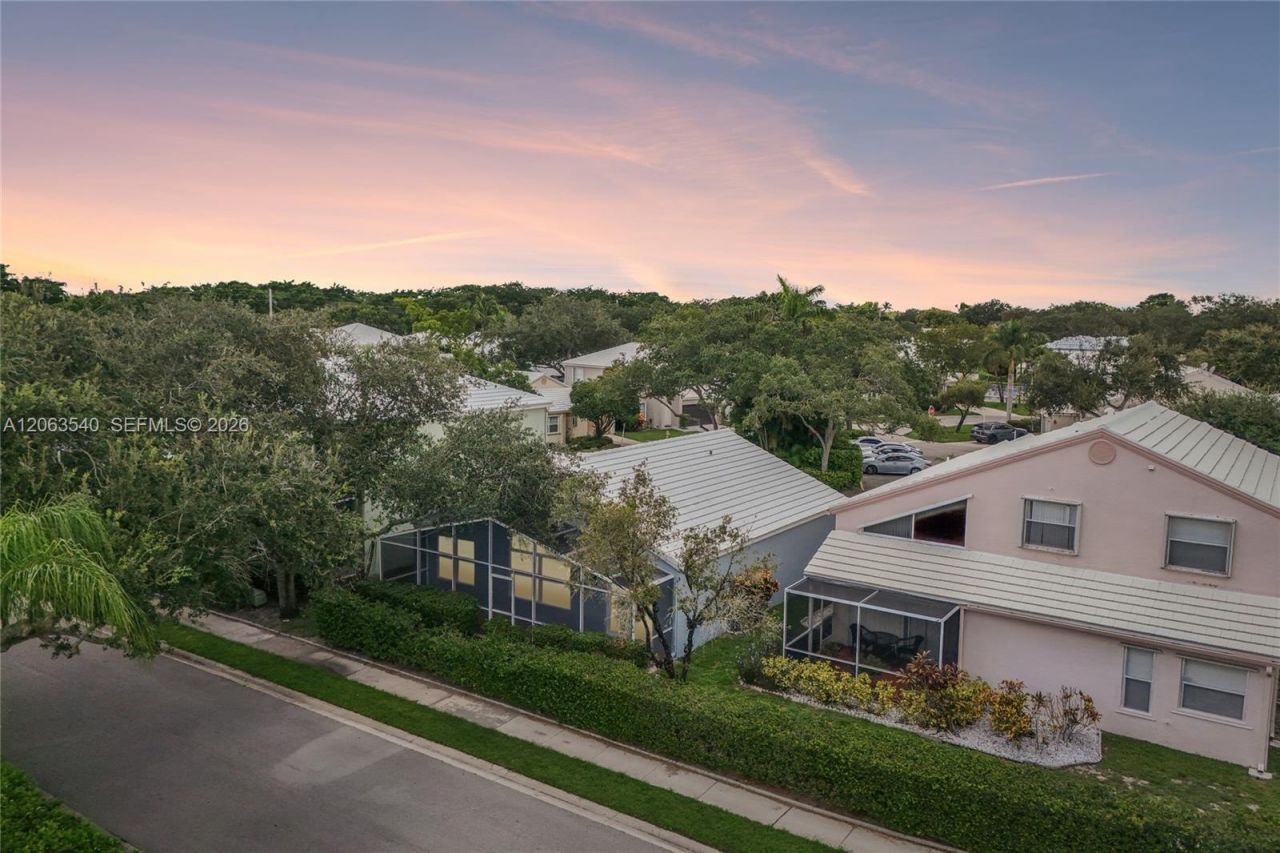 9613 NW 8th Cir, Plantation, FL 33324 Photo