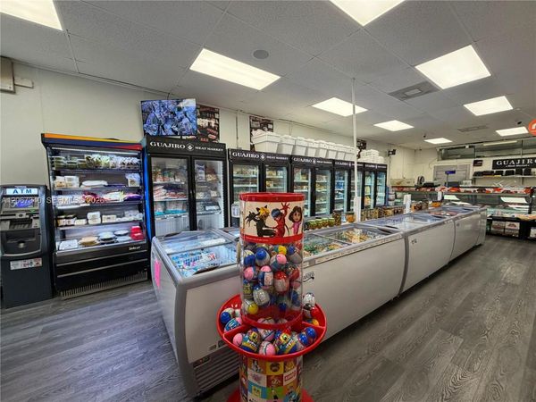 CONFIDENTIAL , Hialeah, FL 33018