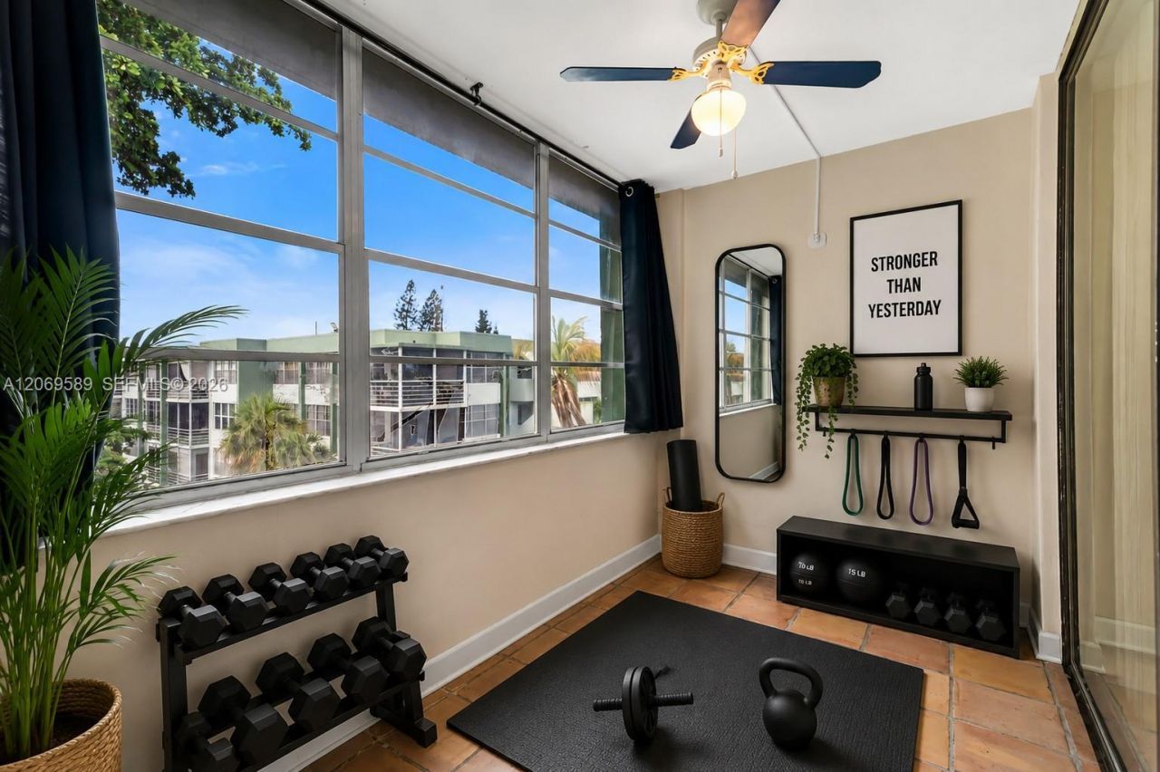 2771 Taft St , Unit 407, Hollywood, FL 33020 Photo