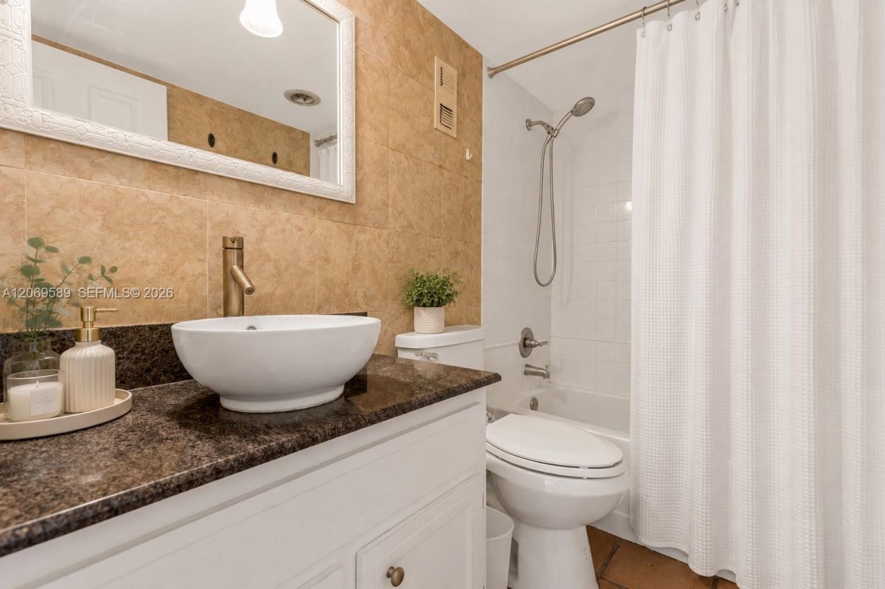 2771 Taft St , Unit 407, Hollywood, FL 33020 Photo