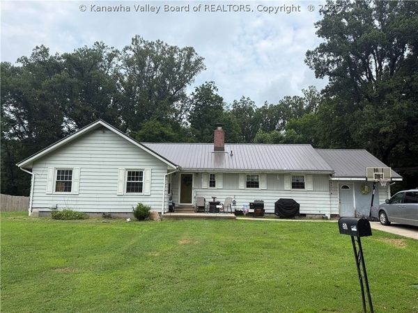 517 Staffhouse Road, Point Pleasant, WV 25550