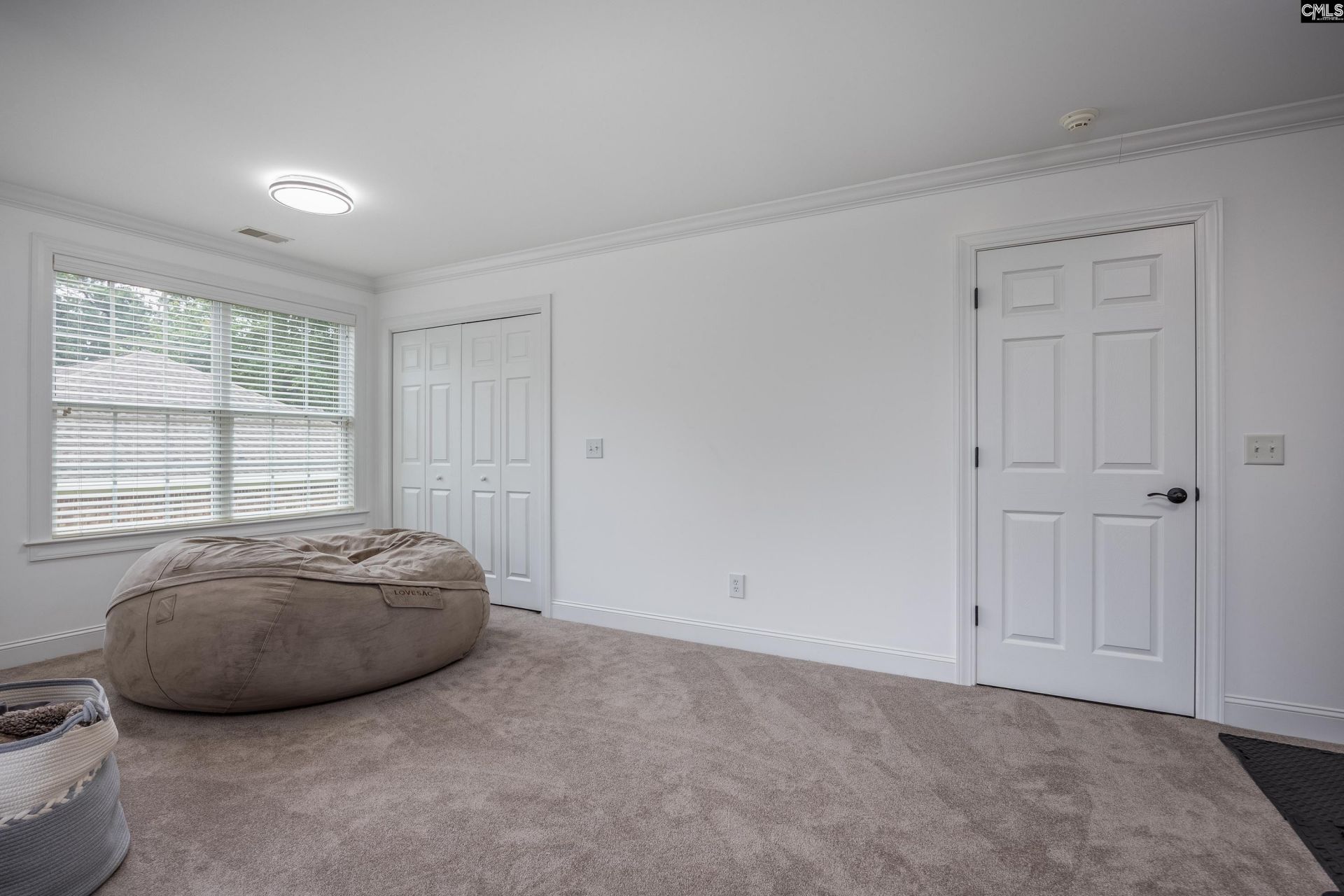 441 Oxenbridge Way Photo 33