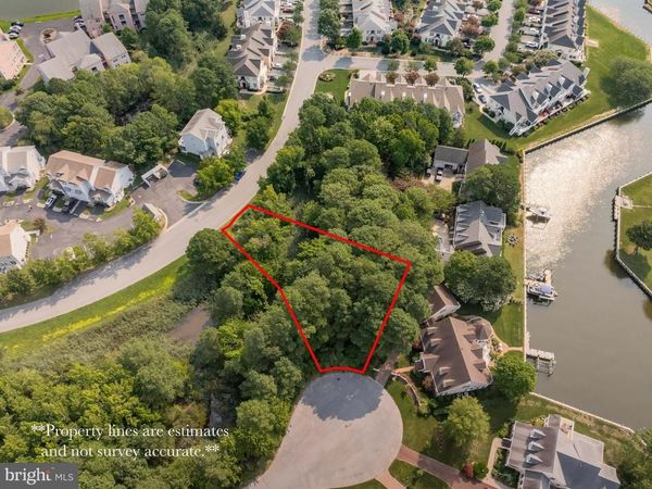 1722 S CHASE STREET , BERLIN, MD 21811