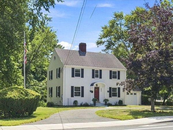 293 Main Street, Walpole, MA 02081