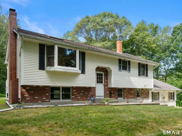 14 Sarah, Montville, CT 06382