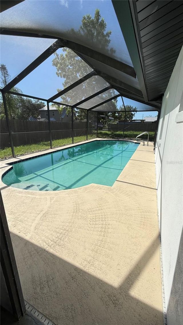 606 Ridgewood Avenue , Dundee, FL 33838 Photo