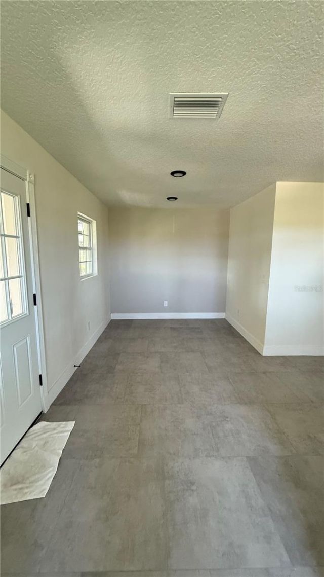 606 Ridgewood Avenue , Dundee, FL 33838 Photo