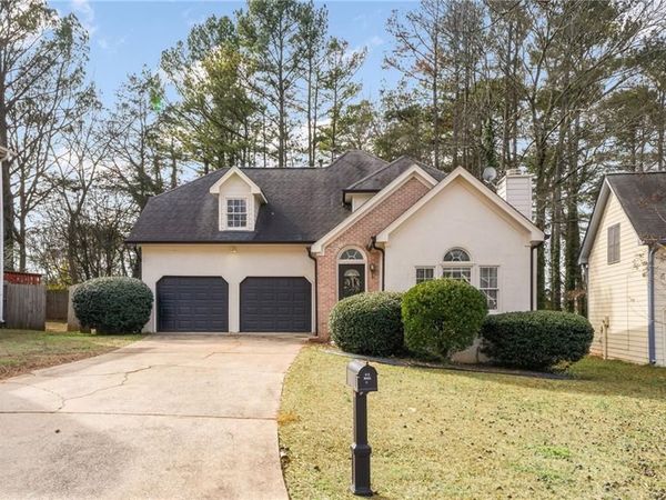 458 Stonebridge Court , Stone Mountain, GA 30083
