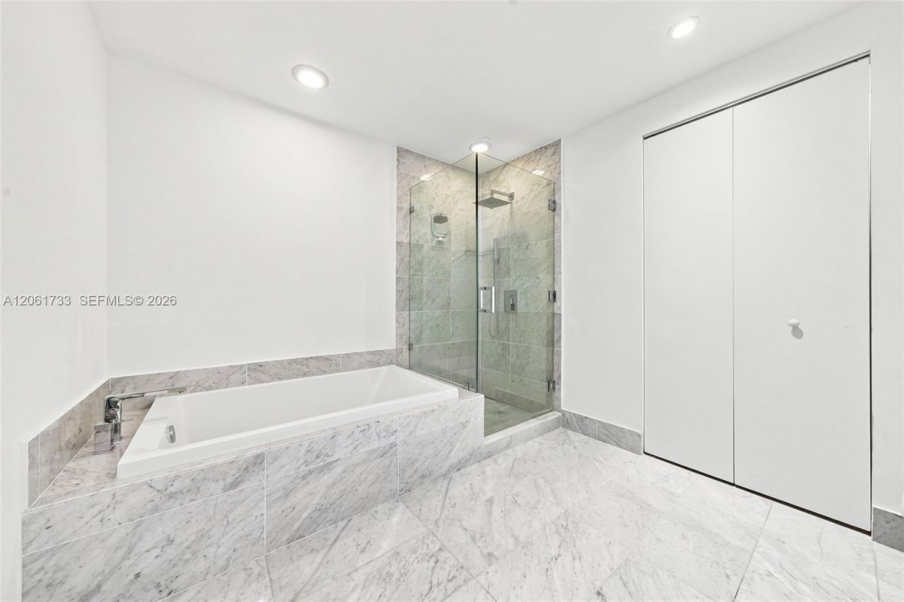 801 S Miami Ave, Unit 2502, Miami, FL 33130 Photo