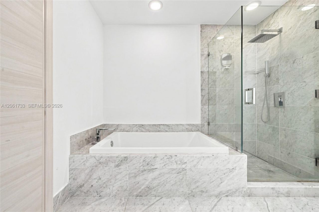 801 S Miami Ave, Unit 2502, Miami, FL 33130 Photo