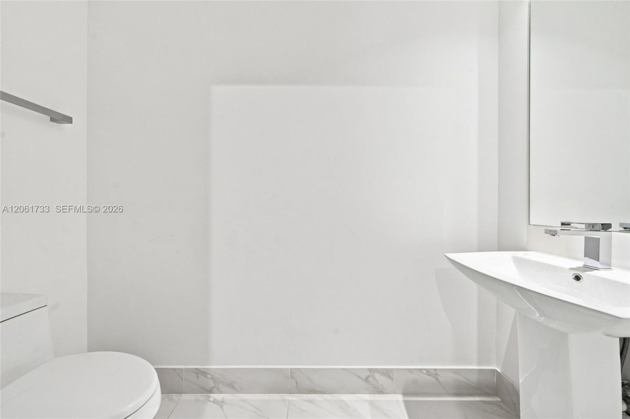 801 S Miami Ave, Unit 2502, Miami, FL 33130 Photo