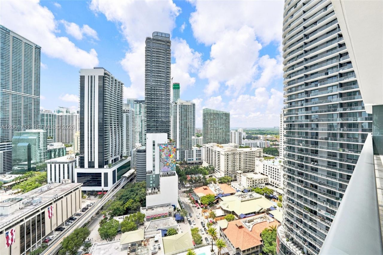 801 S Miami Ave, Unit 2502, Miami, FL 33130 Photo