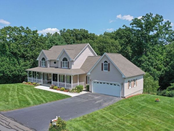 20 Nolan Lane, Agawam, MA 01030